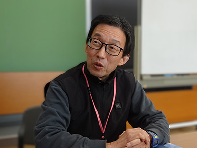 特別支援学級介助員の写真