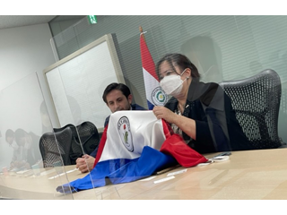 パラグアイ大使館への訪問時の写真